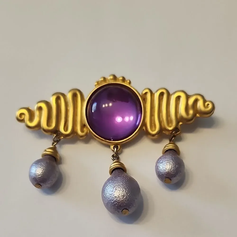 Matte Gold Tone Purple Lucite Faux Pearl Dangle Bar Brooch Designer Quality